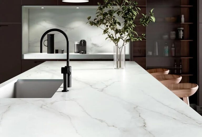 Dekton é um material resistente e elegante.